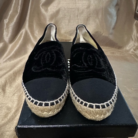 Chanel Espadrilles - Picture 5 of 9